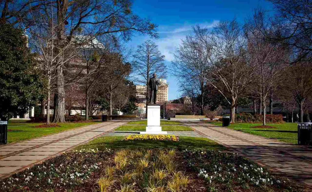 things to do in Birmingham: Kelly Ingram Park